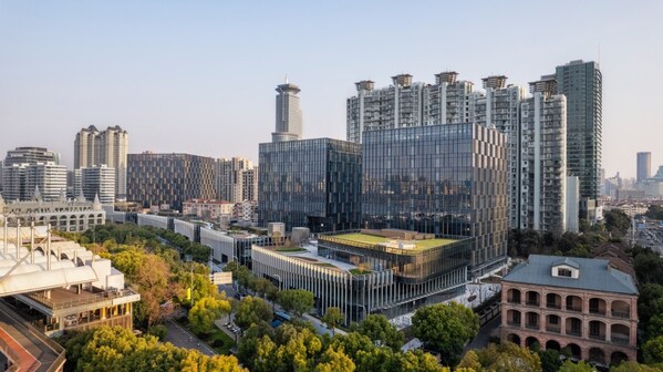 新岸商业中心实景图